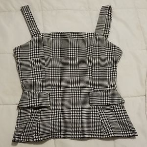 Houndstooth pattern top